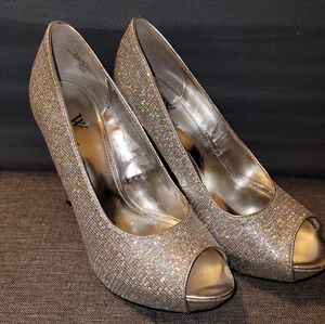 Silver High Heels Iridescent Size 7.5